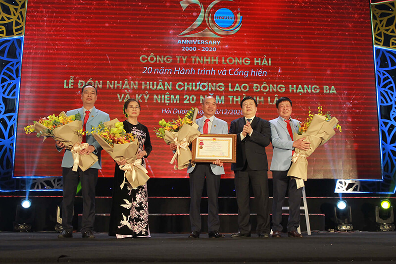 Dai-le-ky-niem-20-nam-thanh-lap-cong-ty-Long-Hai